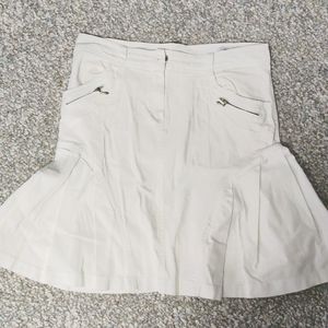 I&D white skirt
